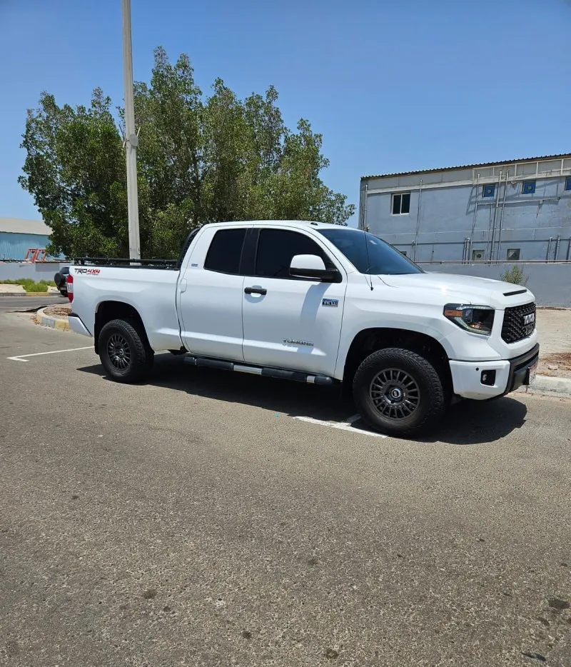 2015 Toyota Tundra in Dubai
