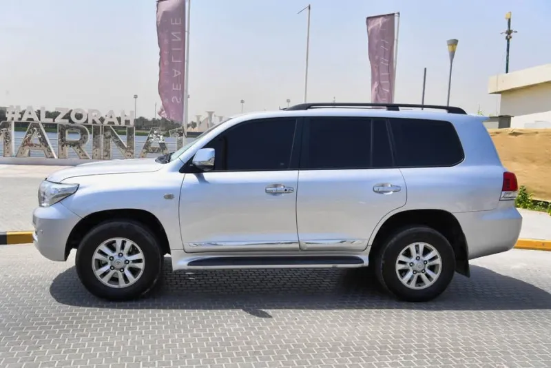 2011 Toyota Land Cruiser in Dubai