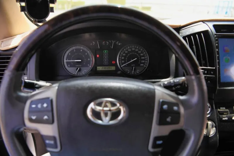 2011 Toyota Land Cruiser in Dubai