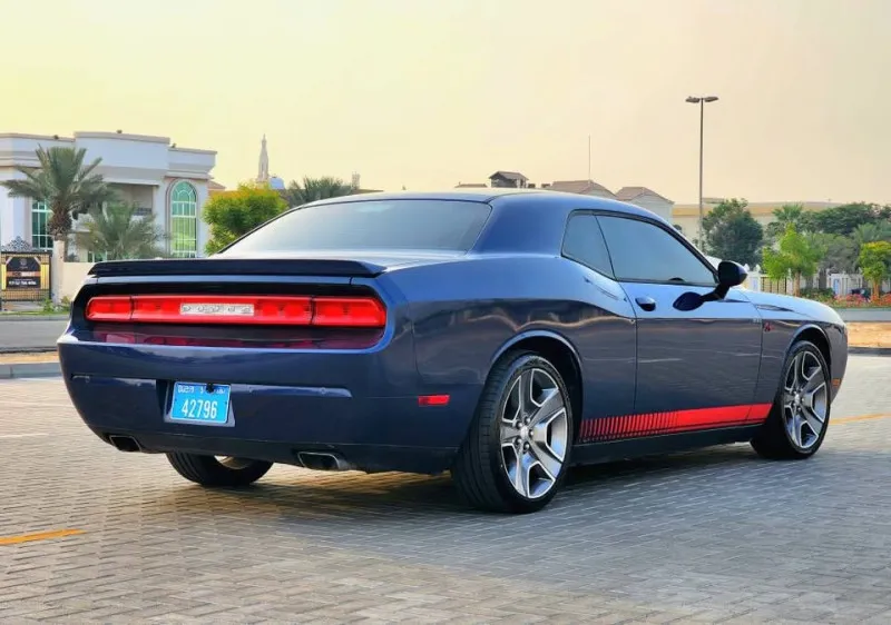 2013 دودج شالنجر in Dubai