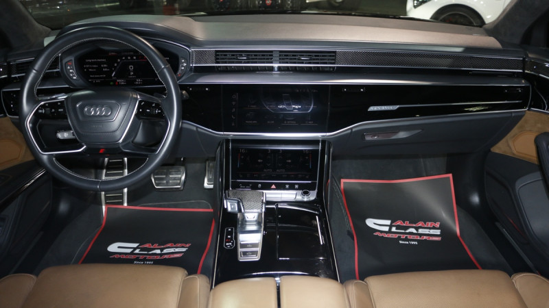2020 Audi S8 in dubai