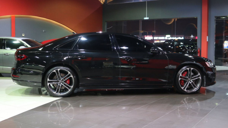 2020 Audi S8 in dubai