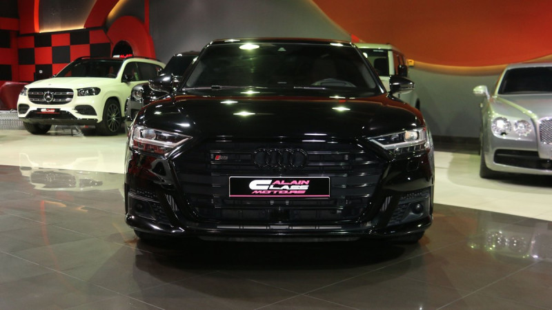 2020 Audi S8 in dubai