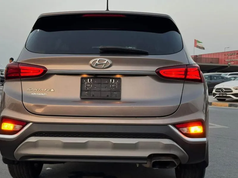 2020 Hyundai Santa Fe in Dubai