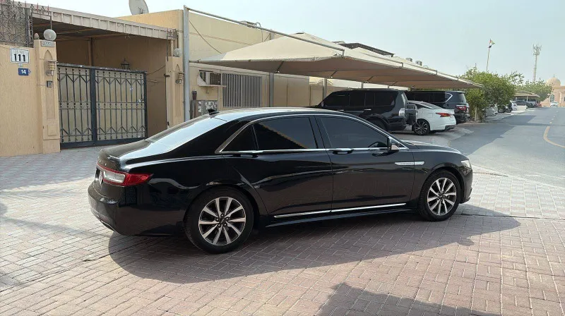 2019 Lincoln Continential in Dubai