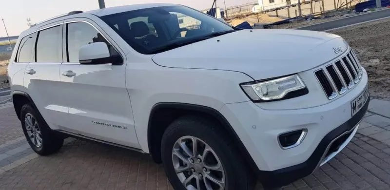 2015 Jeep Grand Cherokee in Dubai