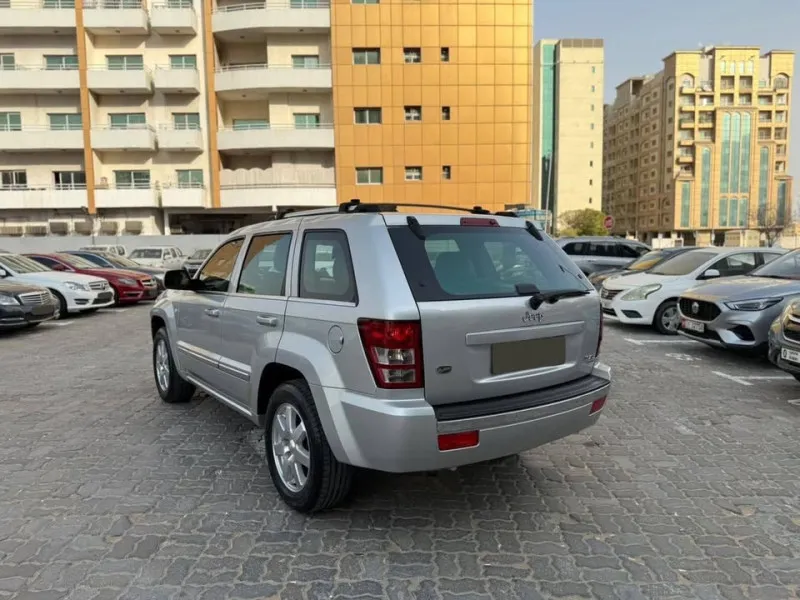 2007 Jeep Cherokee in Dubai