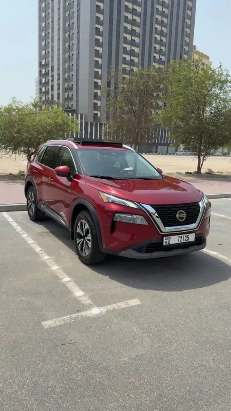 2021 Nissan Rogue in Dubai