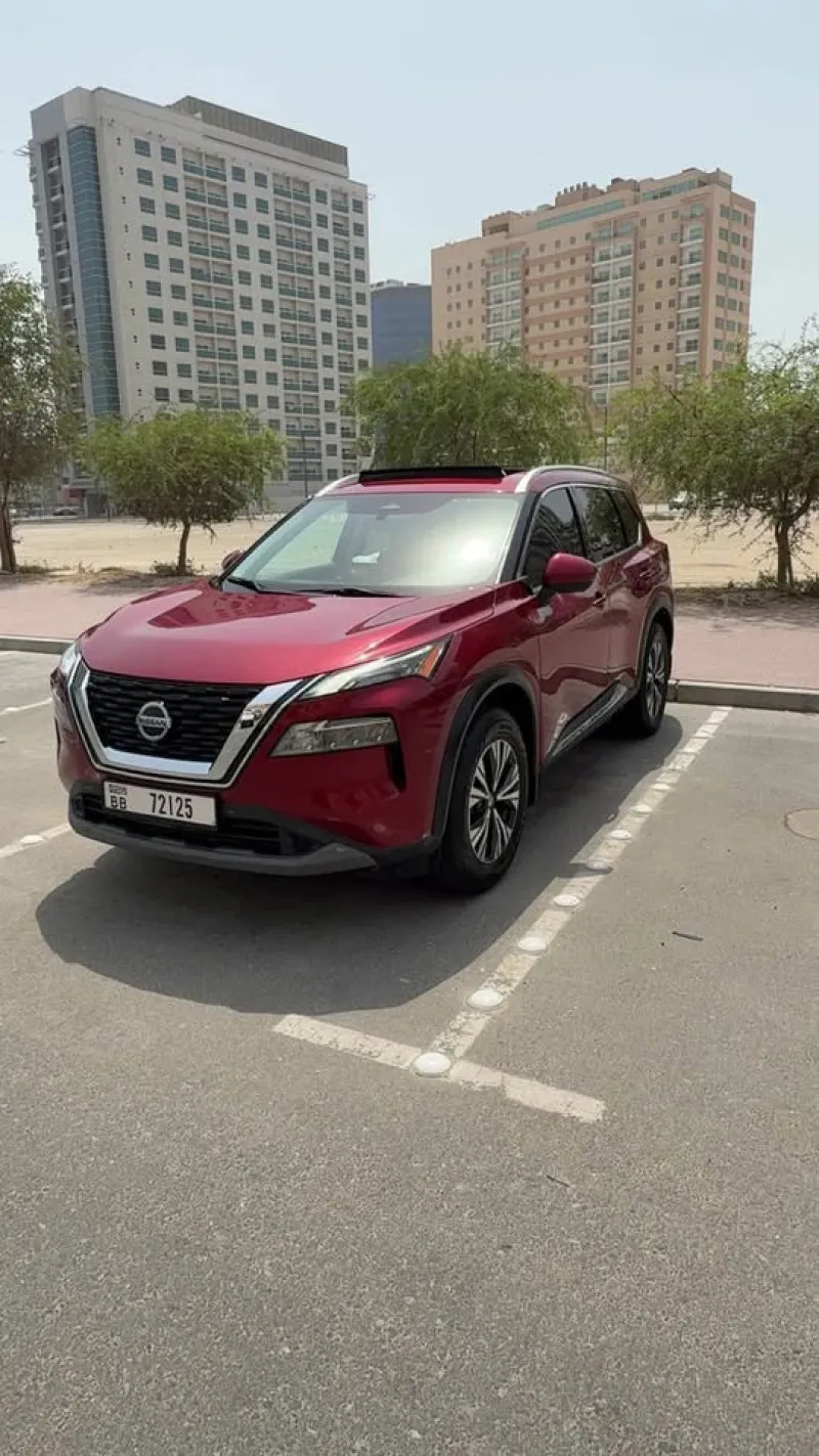 2021 Nissan Rogue in Dubai