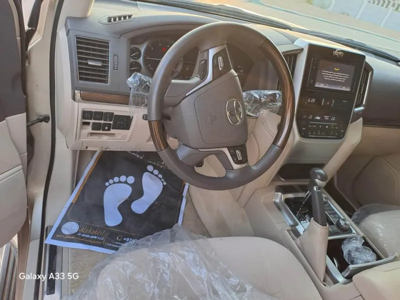 2018 Toyota Land Cruiser in Dubai