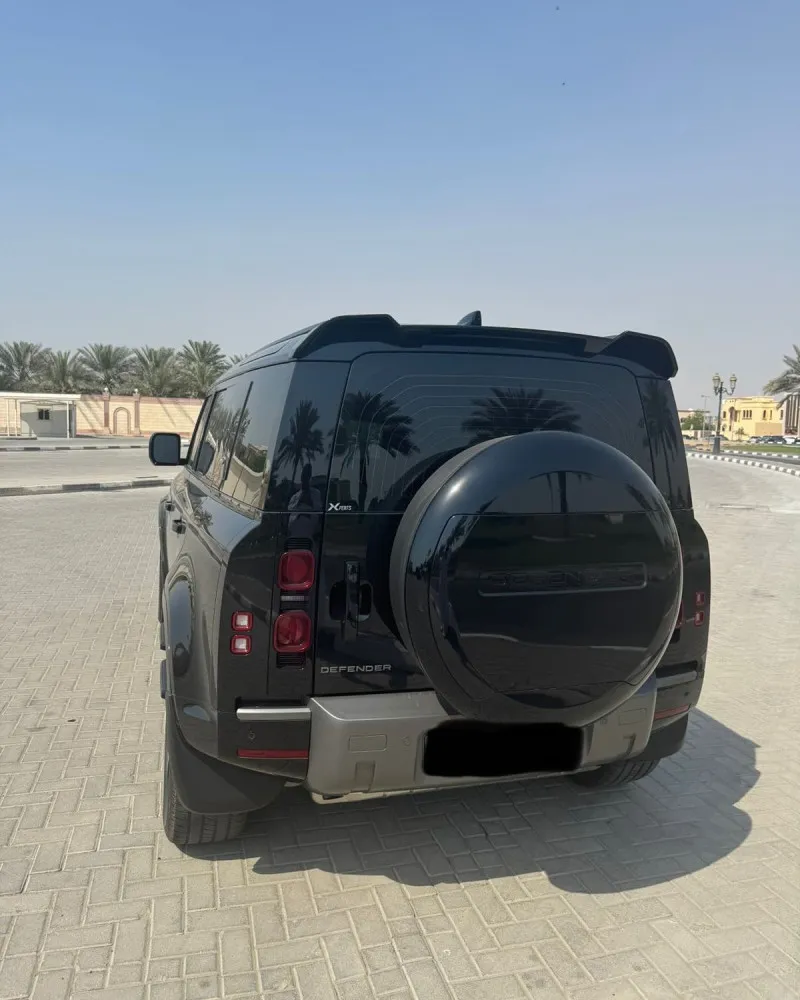 2024 لاند روفر ديفندر in Dubai