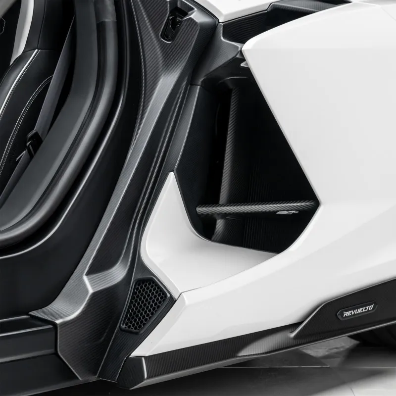 2024 Lamborghini Revuelto in Dubai