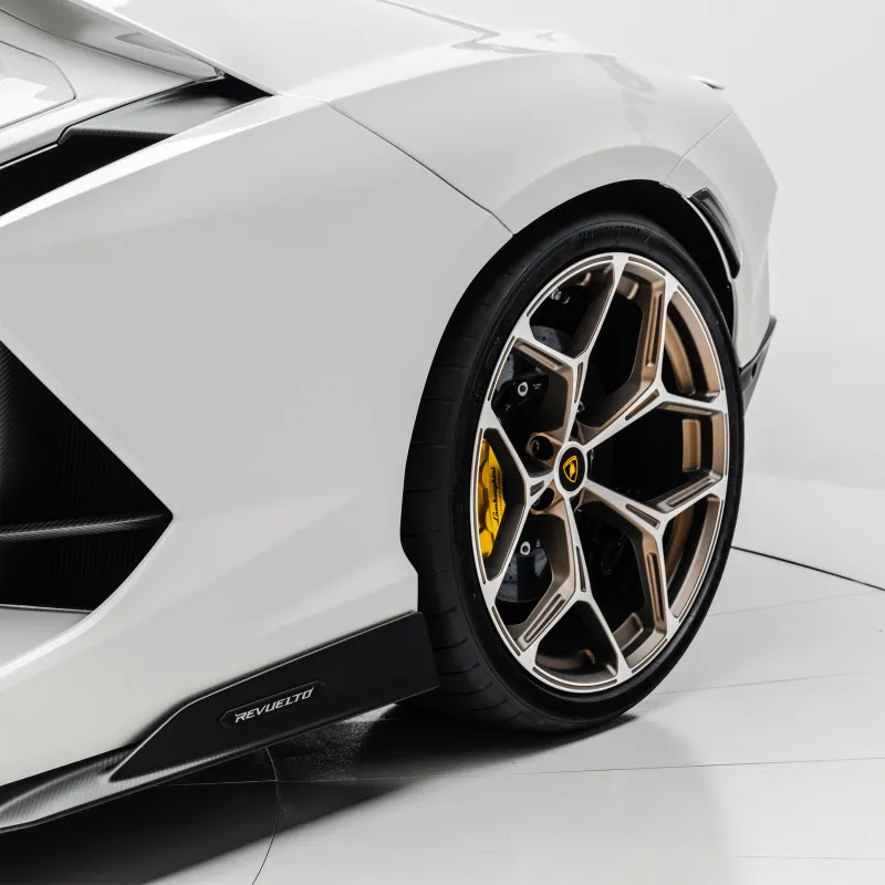 2024 Lamborghini Revuelto in Dubai
