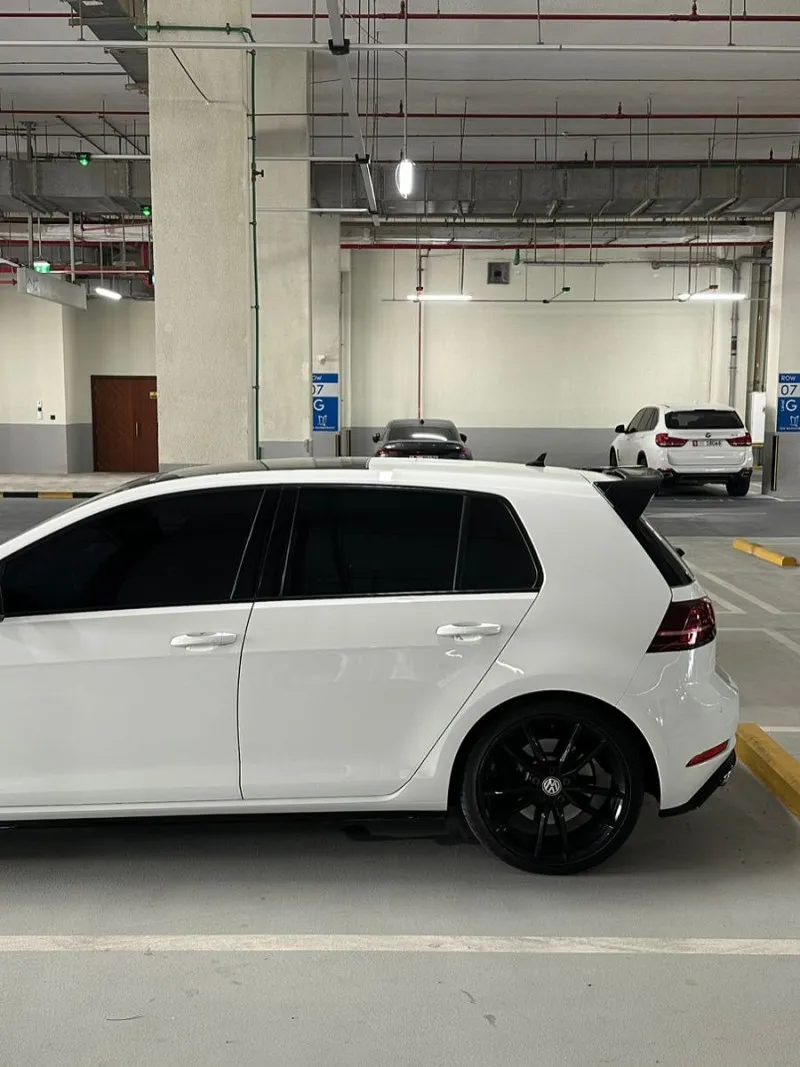 2019 Volkswagen Golf in Dubai