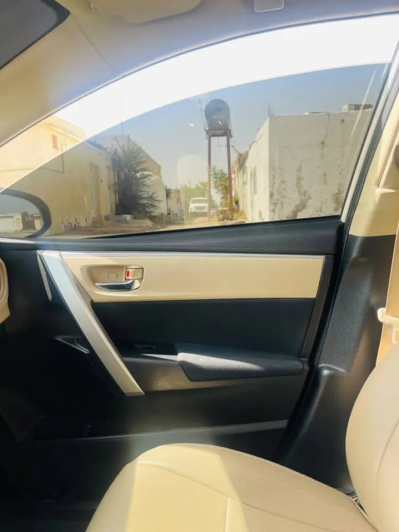 2015 Toyota Corolla in Dubai