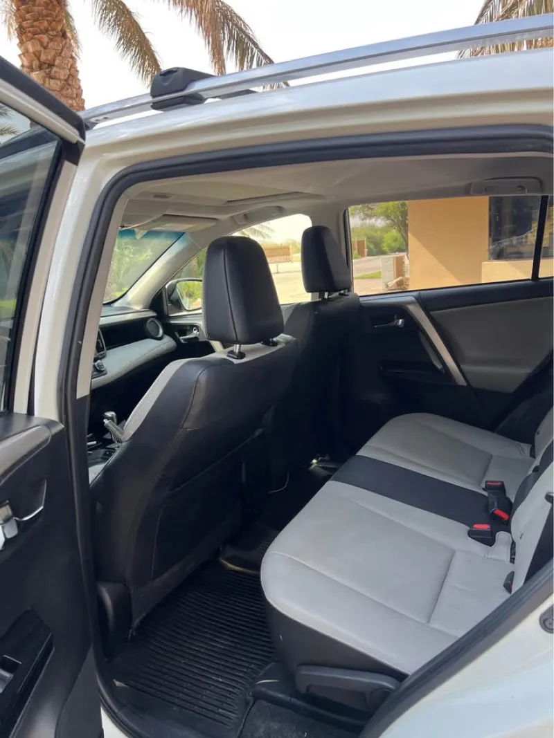 2018 Toyota Rav4 in Dubai