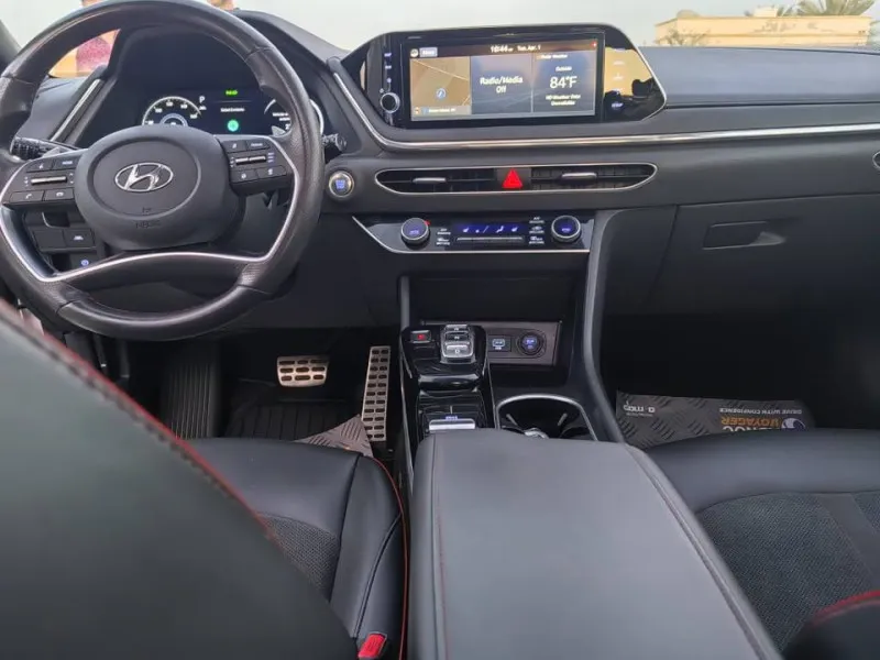 2020 Hyundai Sonata in Dubai