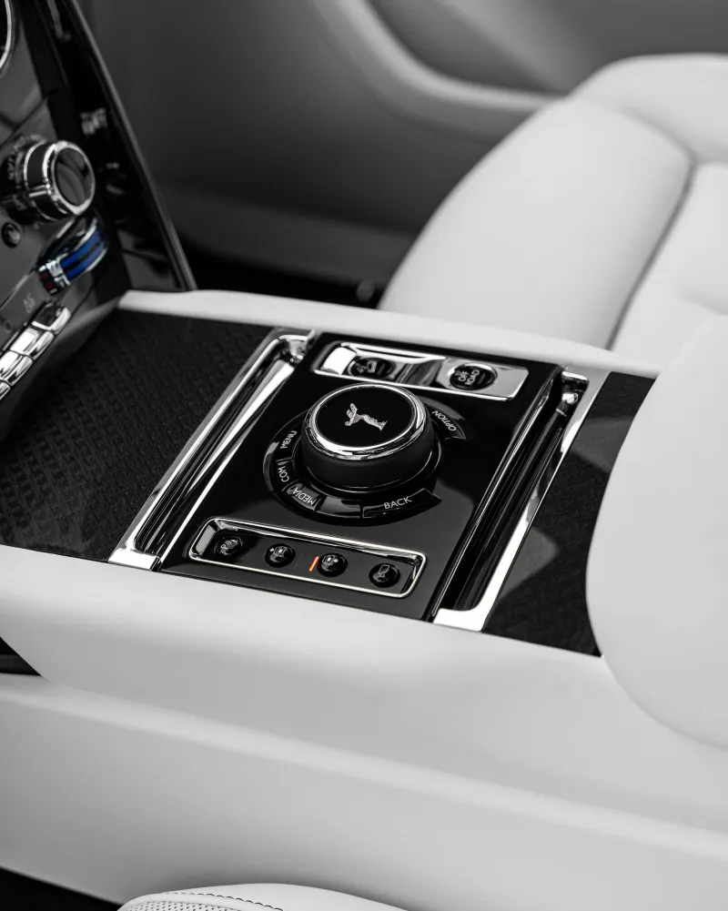 2024 Rolls Royce Cullinan in Dubai