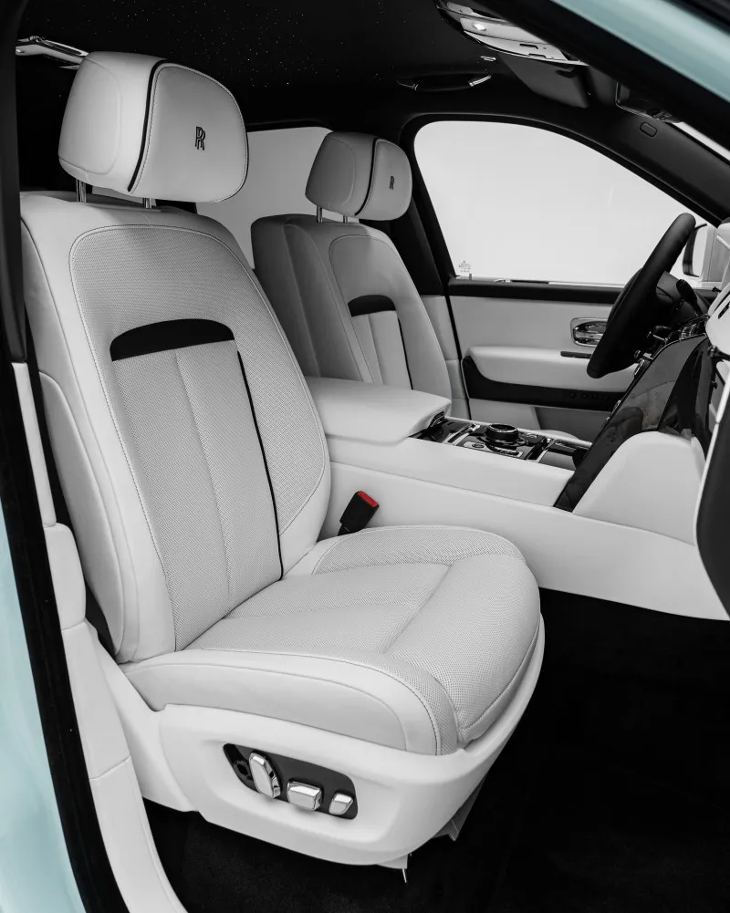 2024 Rolls Royce Cullinan in Dubai