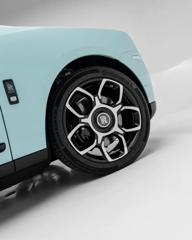 2024 Rolls Royce Cullinan in Dubai