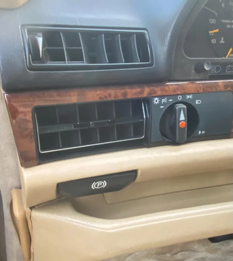 1990 Mercedes-Benz S-Class in Dubai