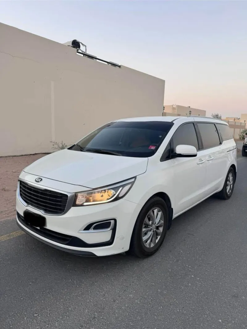 2019 كيا كارنفال in Dubai