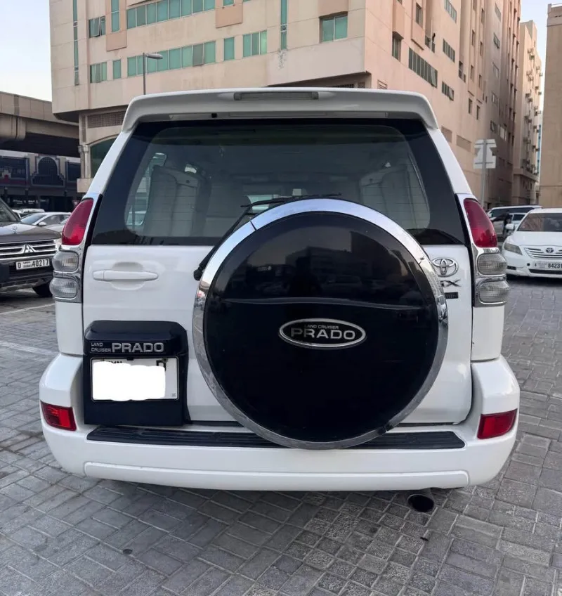 2008 تويوتا برادو in Dubai