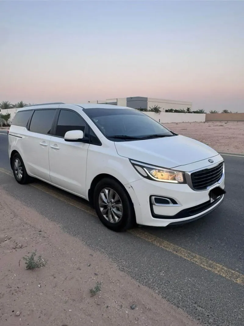 2019 كيا كارنفال in Dubai