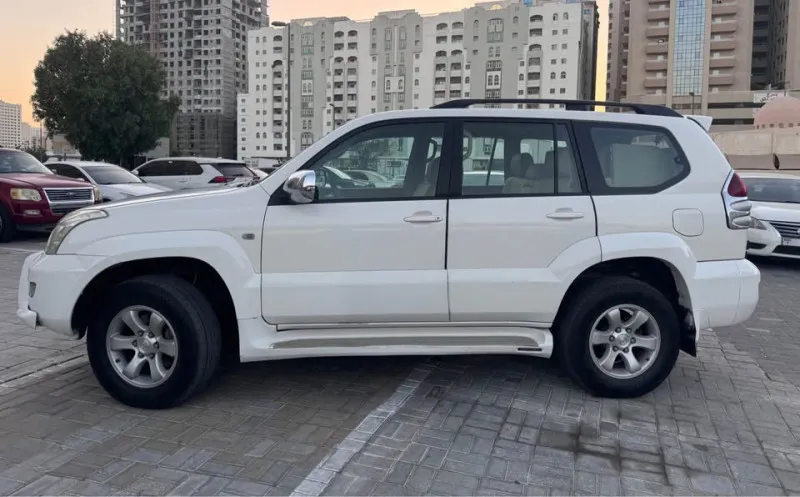2008 تويوتا برادو in Dubai