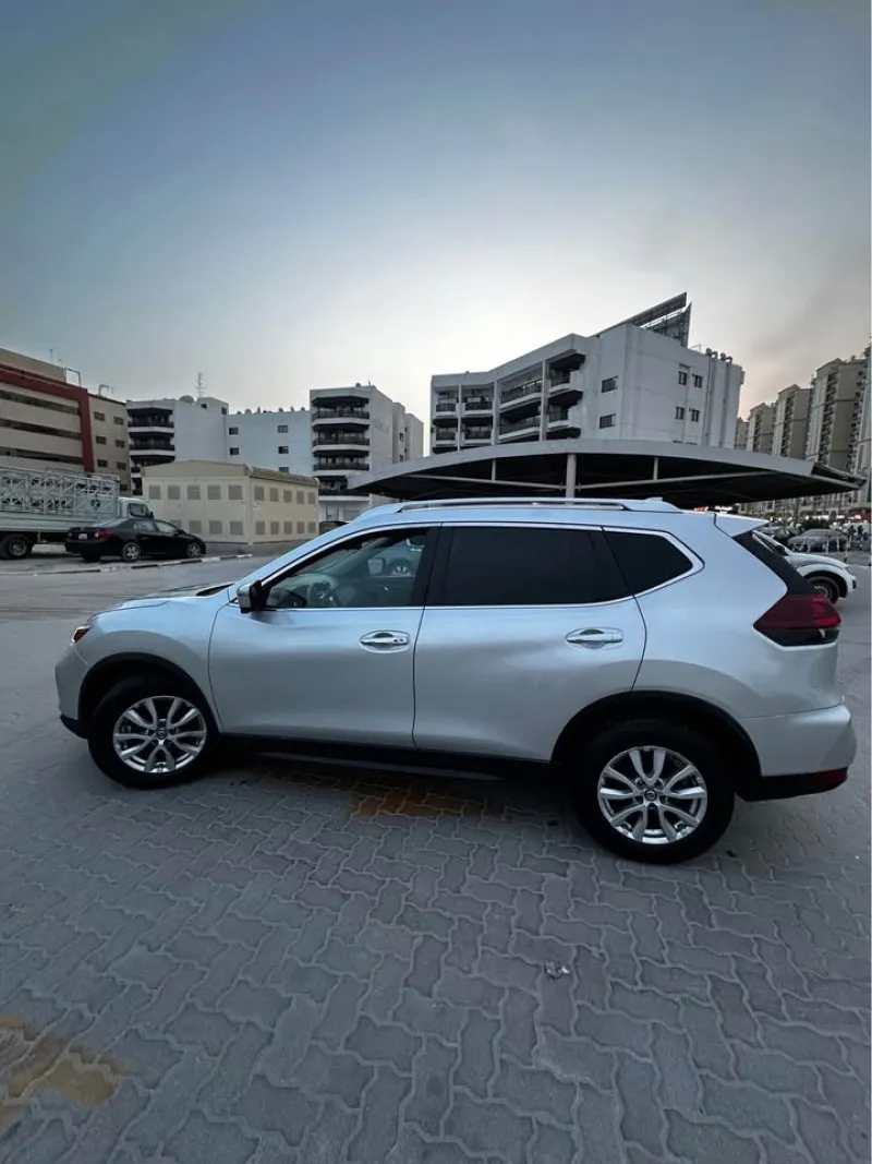 2018 Nissan Rogue in Dubai