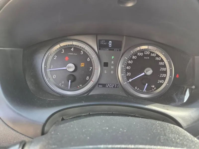 2010 لكزس ES - اي اس in Dubai