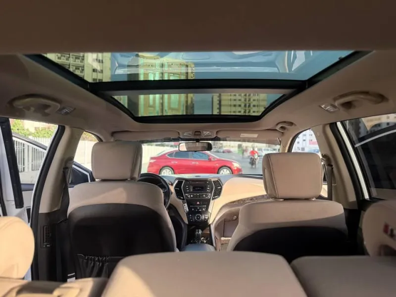 2017 Hyundai Santa Fe in Dubai