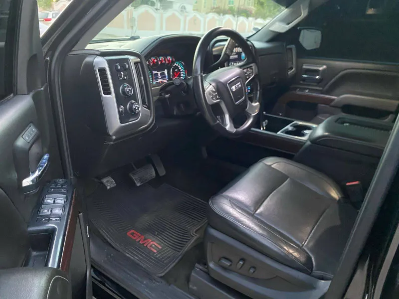 2018 GMC Sierra in Dubai