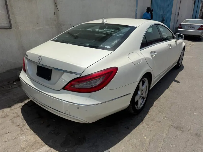 2013 مرسيدس-بنز سي ال اس in Dubai