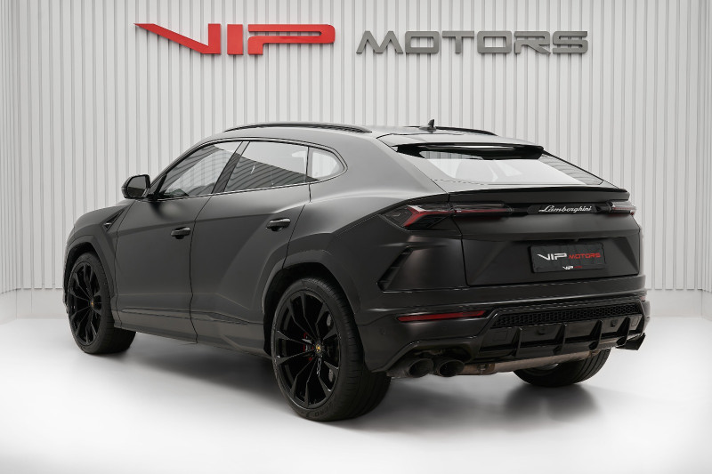 2020 Lamborghini URUS in dubai