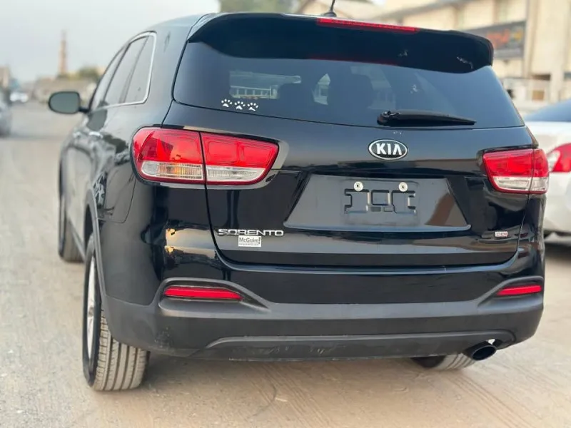2017 Kia Sorento in Dubai