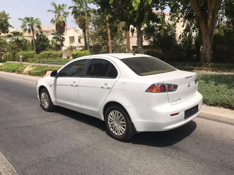 2016 ميتسوبيشي لانسر in Dubai