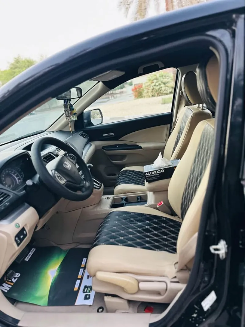 2015 Honda CR-V in Dubai