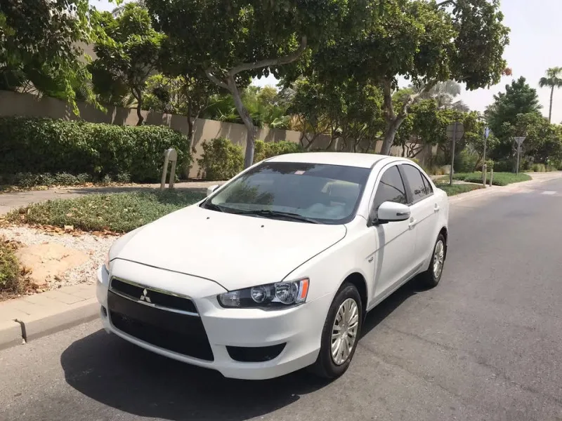 2016 ميتسوبيشي لانسر in Dubai