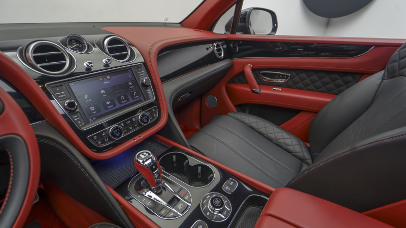 2018 Bentley Bentayga in dubai