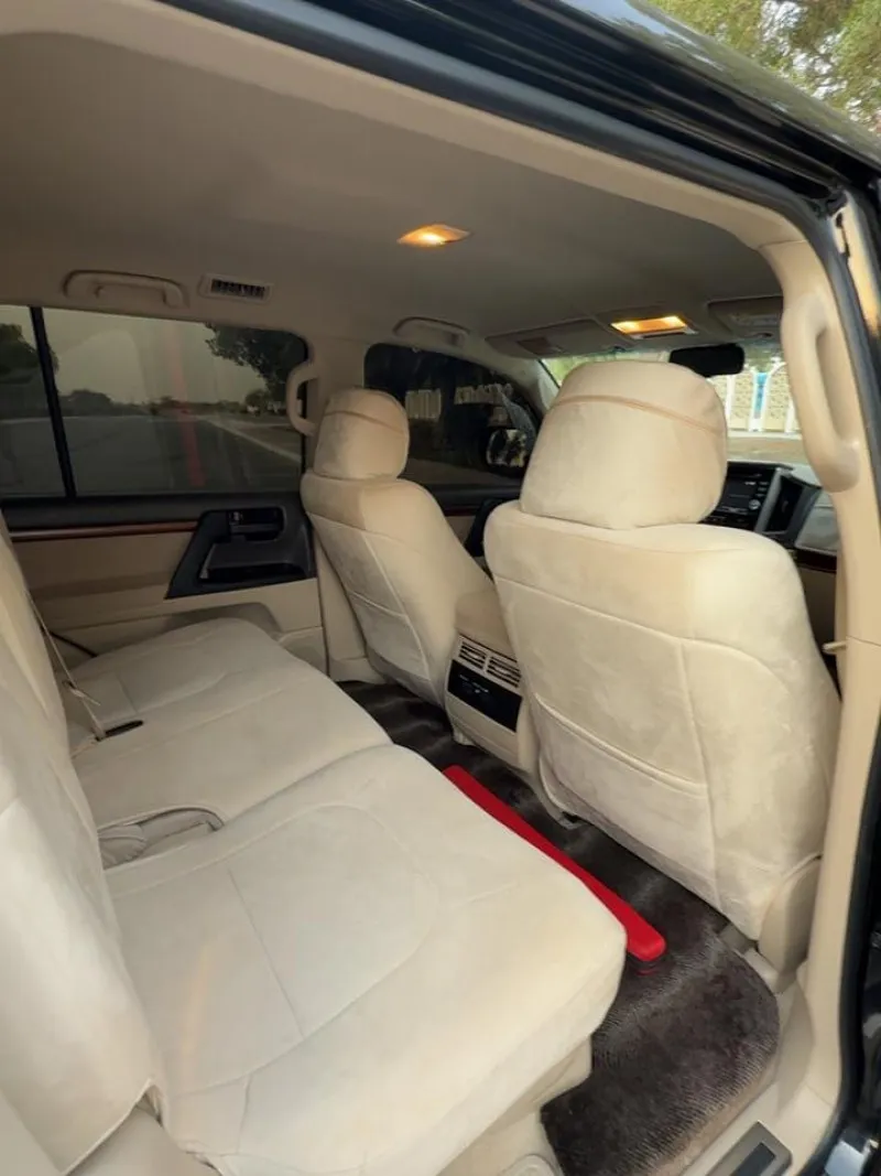 2018 Toyota Land Cruiser in Dubai