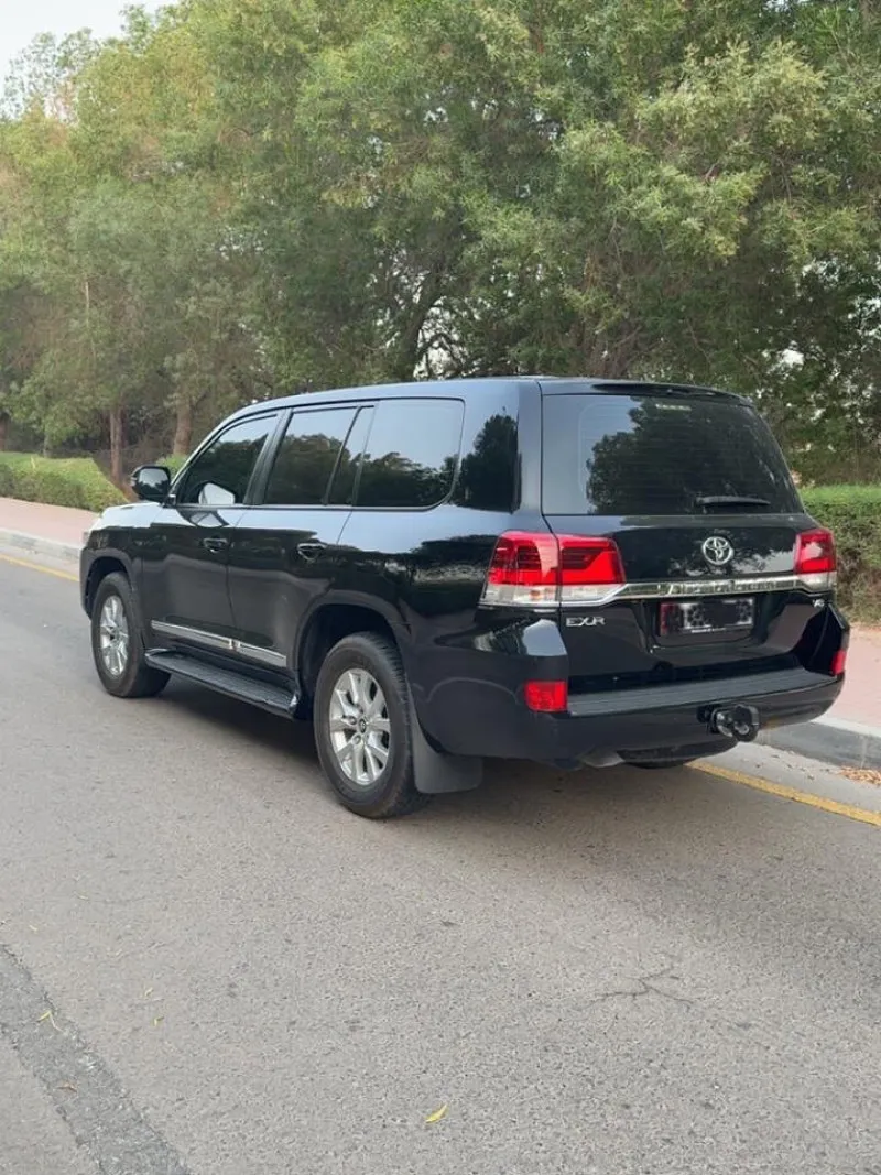 2018 Toyota Land Cruiser in Dubai