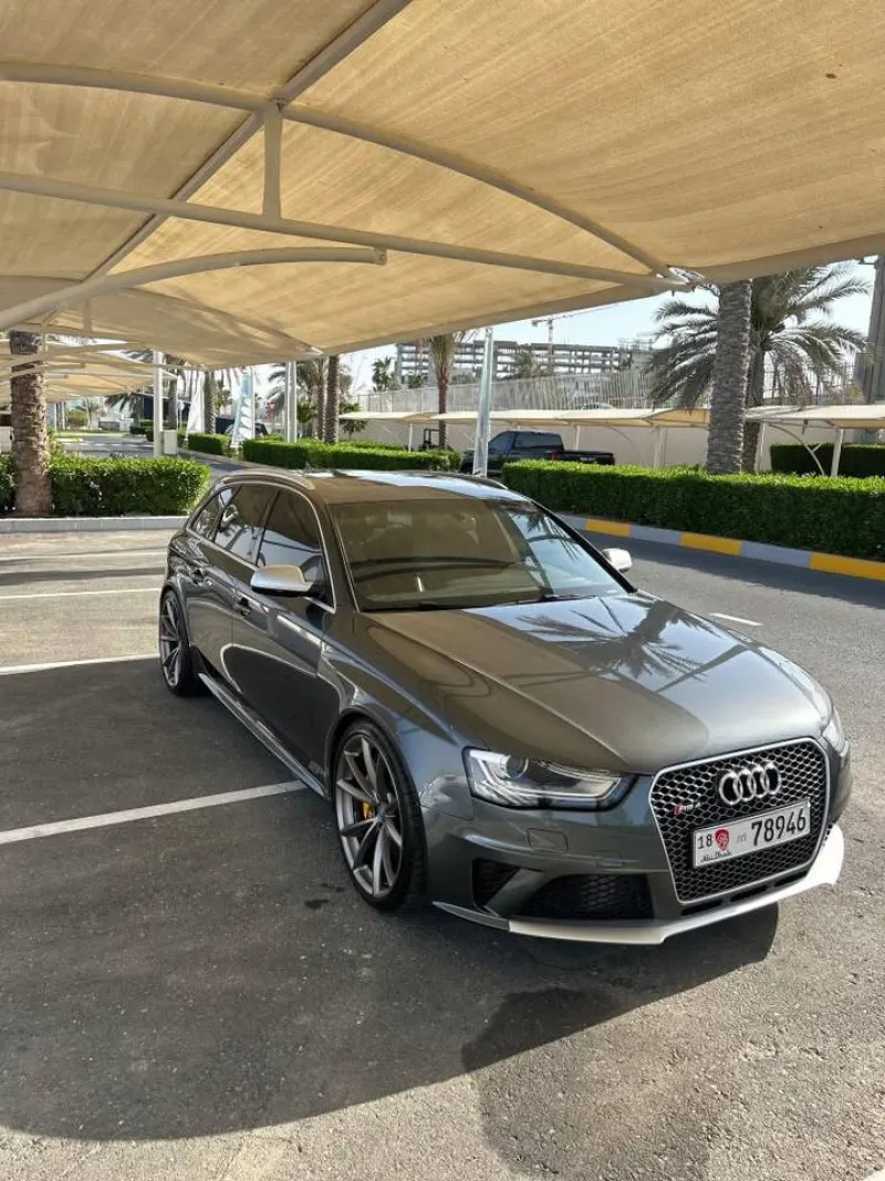 2014 Audi RS4 in Dubai