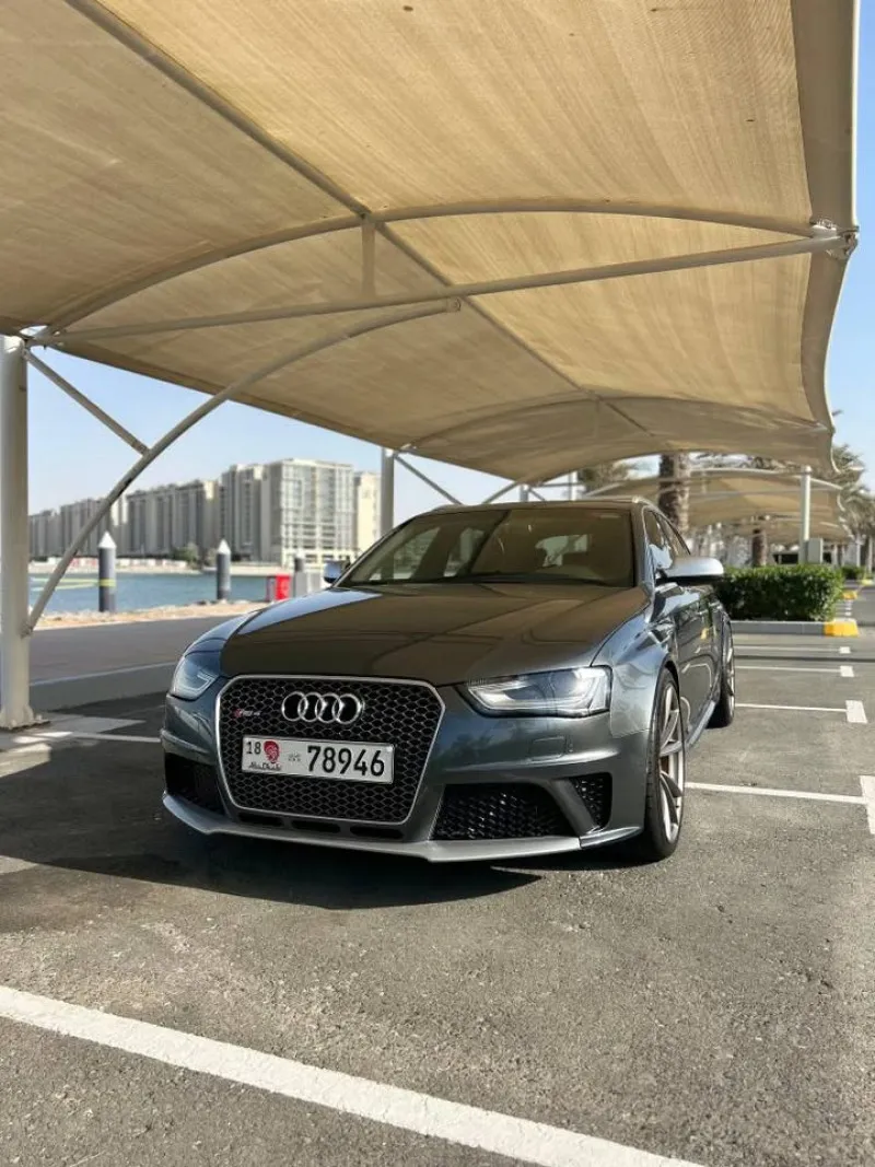 2014 Audi RS4 in Dubai