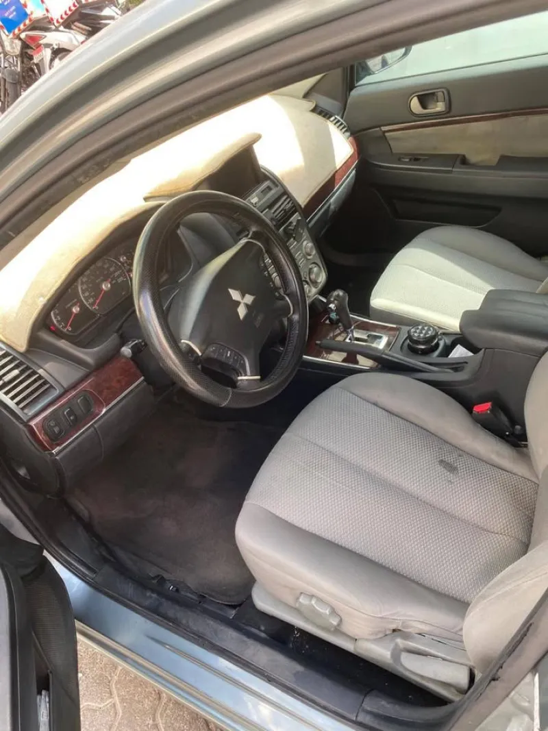 2009 Mitsubishi Galant in Dubai