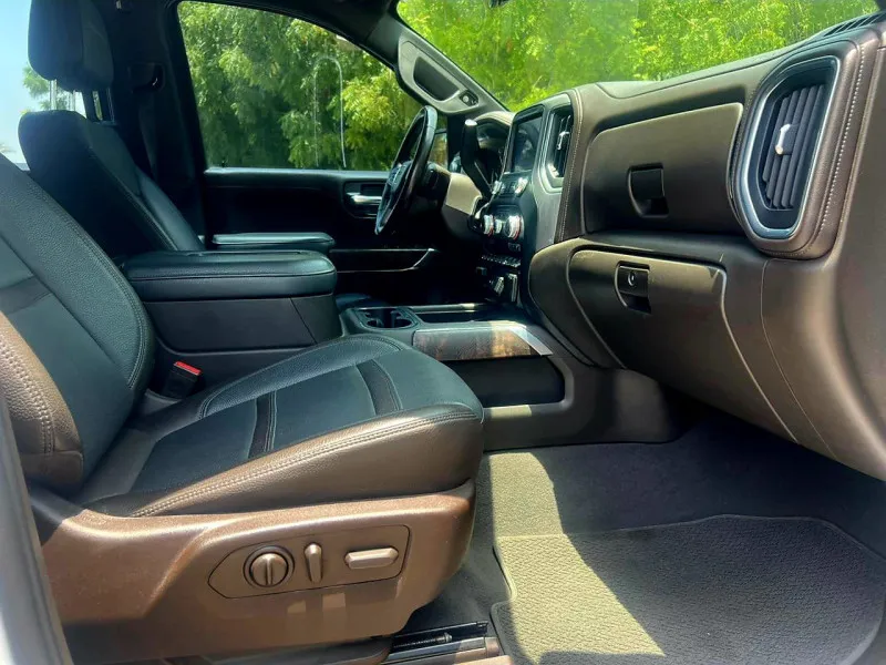 2020 GMC Denali in Dubai
