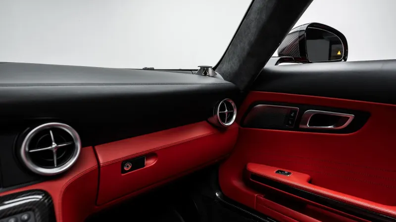 2012 Mercedes-Benz SLS in Dubai