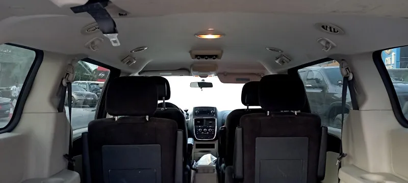 2014 Dodge Grand Caravan in Dubai
