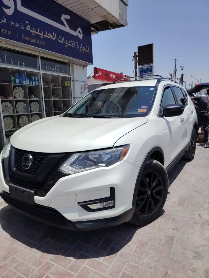 2018 Nissan Rogue in Dubai
