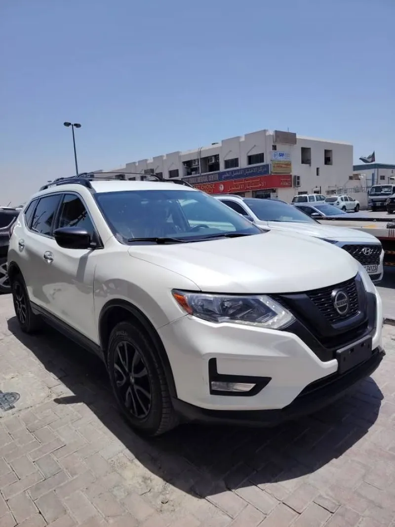 2018 Nissan Rogue in Dubai